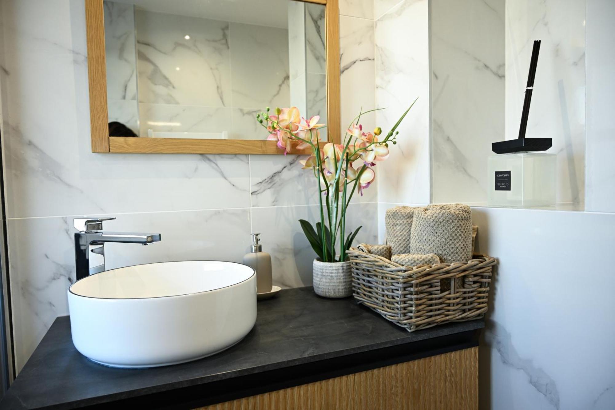 Appartement Luxe Pres De La Fréjus